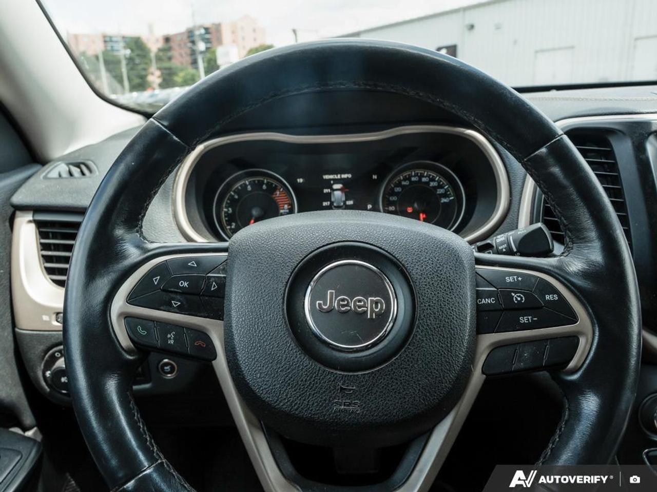 2016 Jeep Cherokee Limited 4dr 4x4 Photo