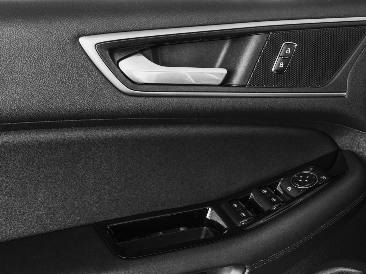 2018 Ford Edge SEL AWD Photo