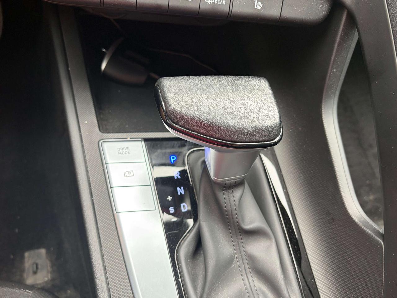 2024 Hyundai Elantra Preferred Photo