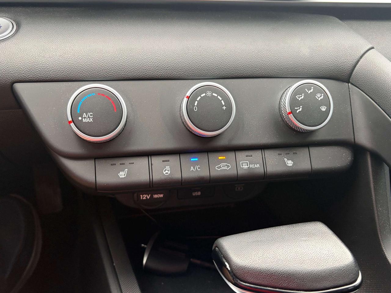 2024 Hyundai Elantra Preferred Photo