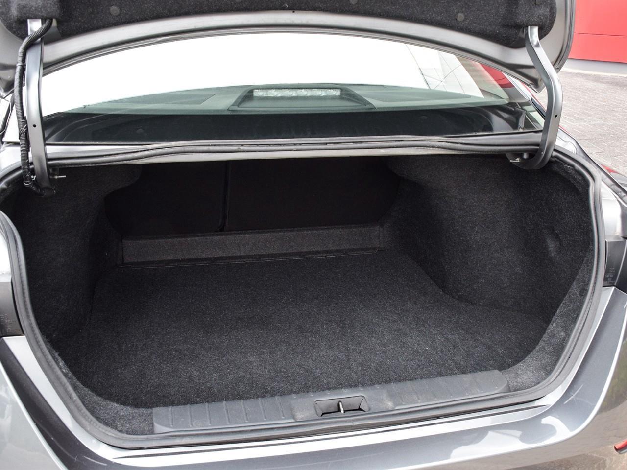 2022 Nissan Sentra SV 4DR SEDAN Photo