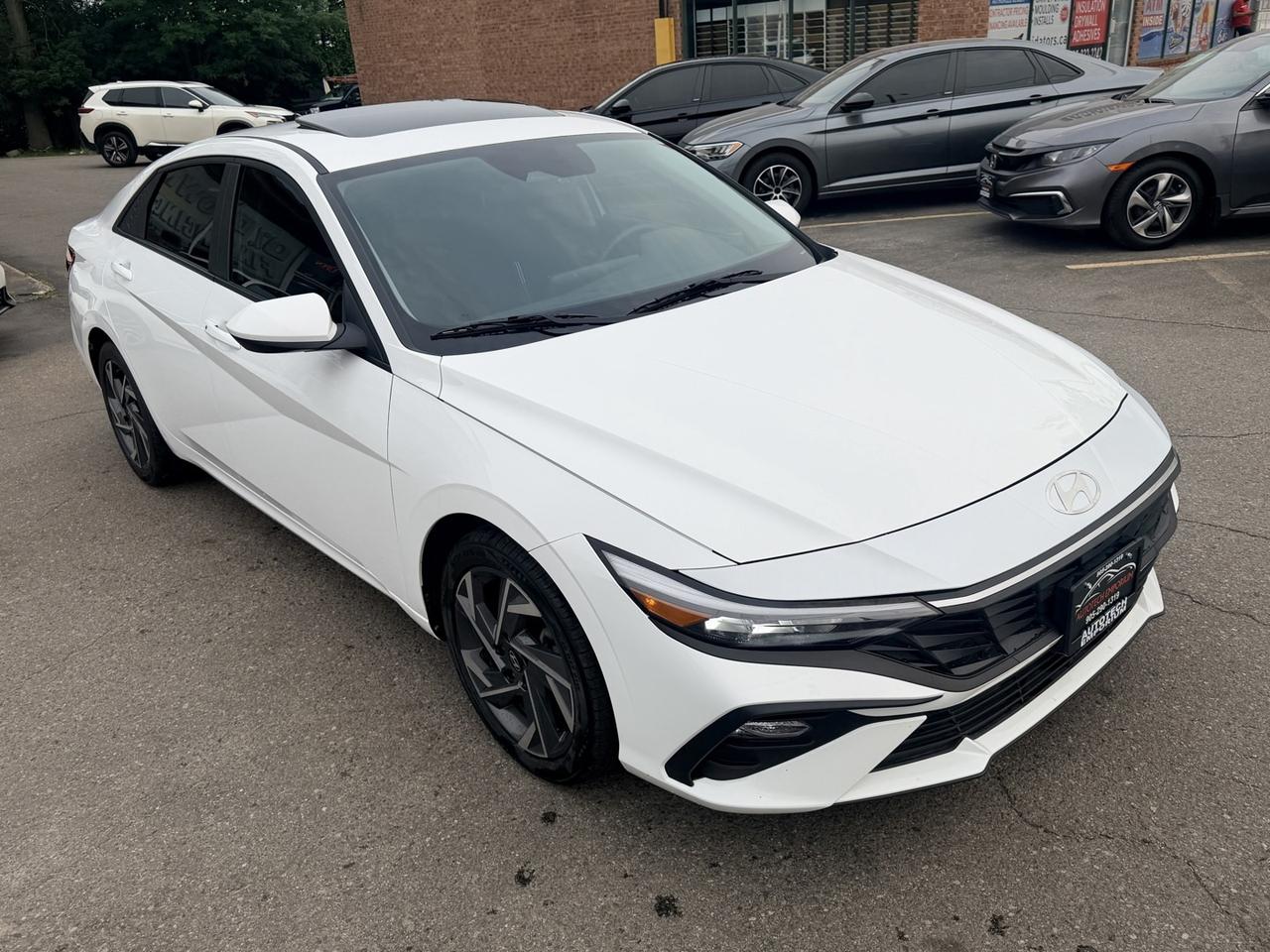 2025 Hyundai Elantra Pref Sun w/Tech   Amb Light   Navi   Lane Assist Photo