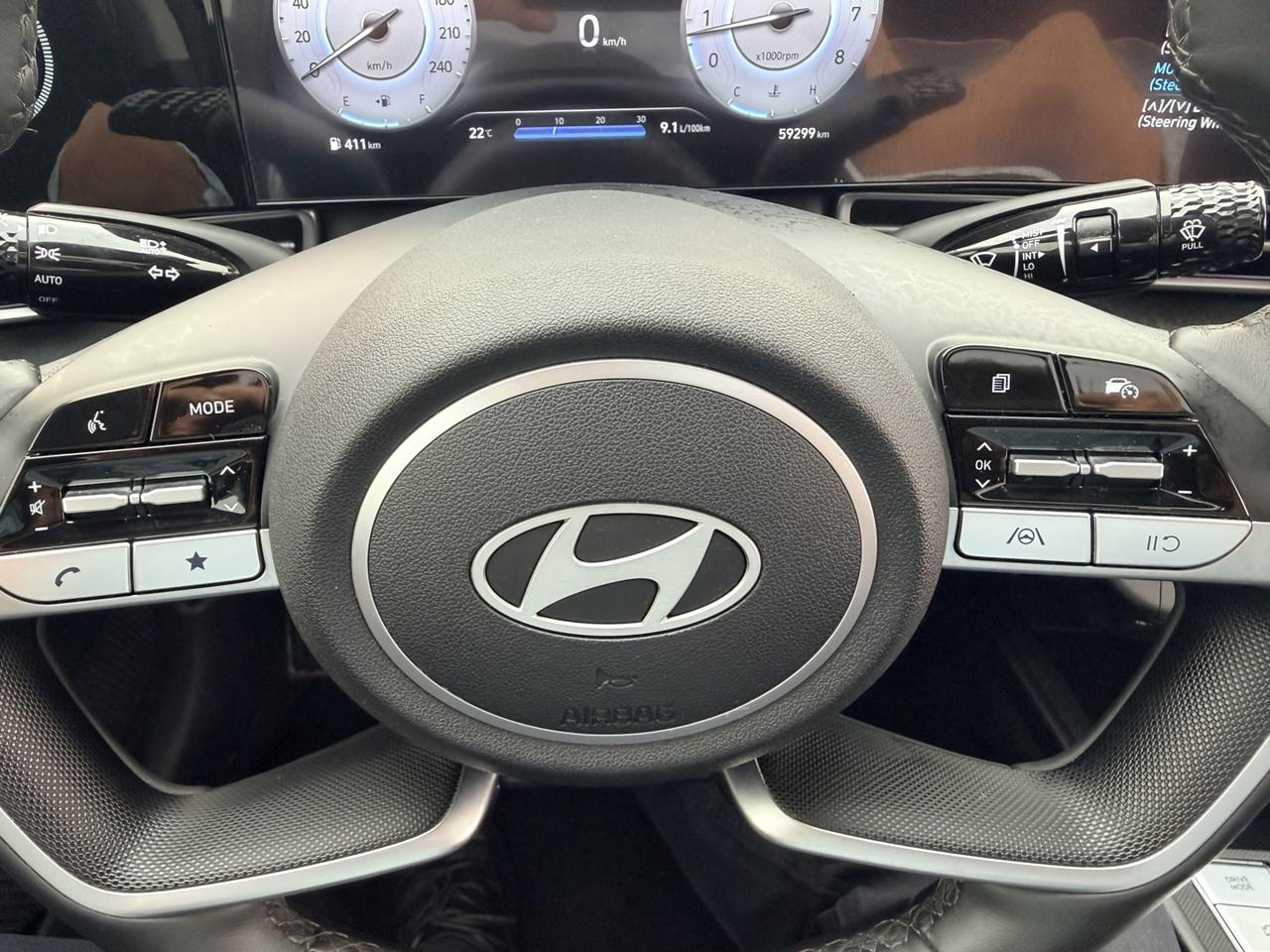 2025 Hyundai Elantra Pref Sun w/Tech   Amb Light   Navi   Lane Assist Photo