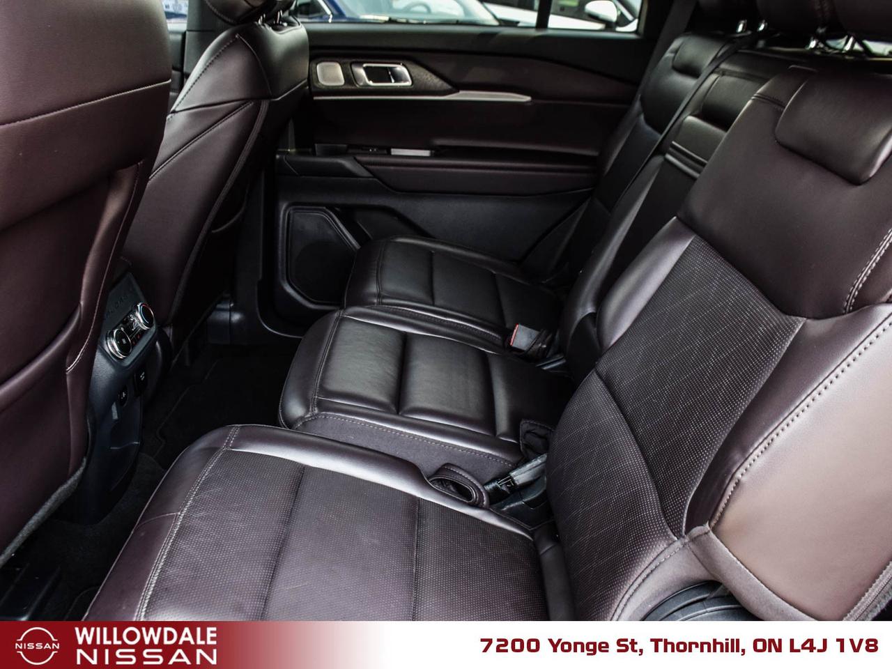 2026 Ford Explorer Platinum 4dr 4x4 Photo
