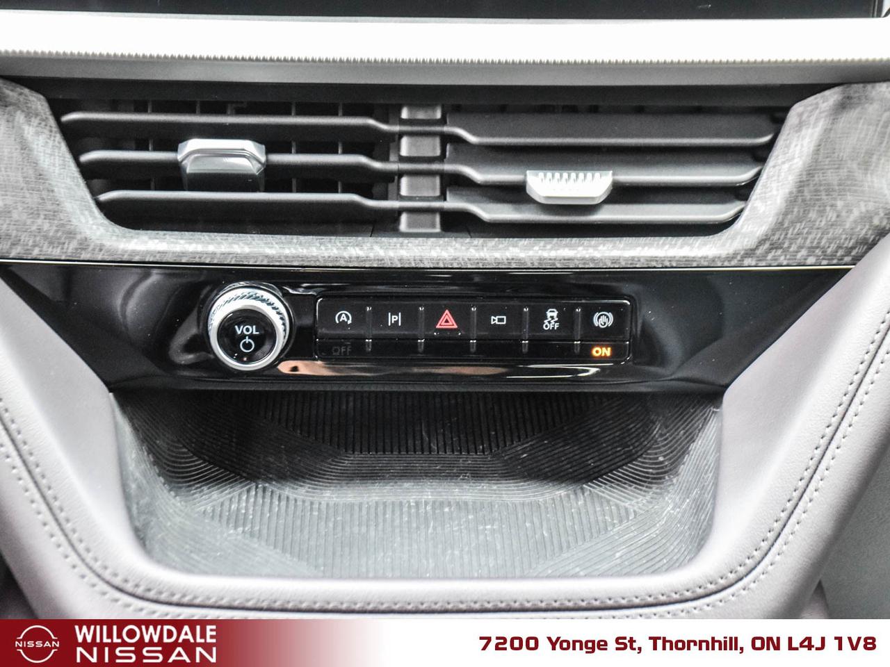 2026 Ford Explorer Platinum 4dr 4x4 Photo