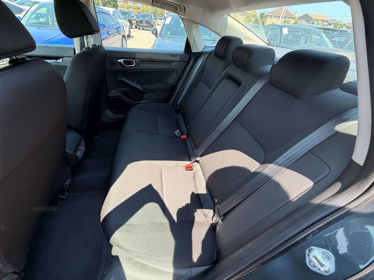 2023 Honda Civic EX   SUNROOF   NO CLAIMS   APPLE CARPLAY Photo