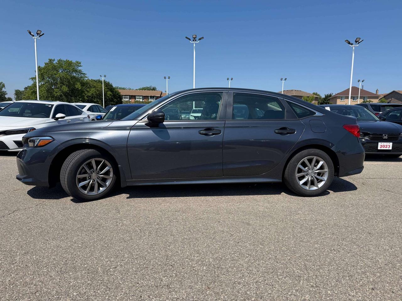 2023 Honda Civic EX   SUNROOF   NO CLAIMS   APPLE CARPLAY Photo3