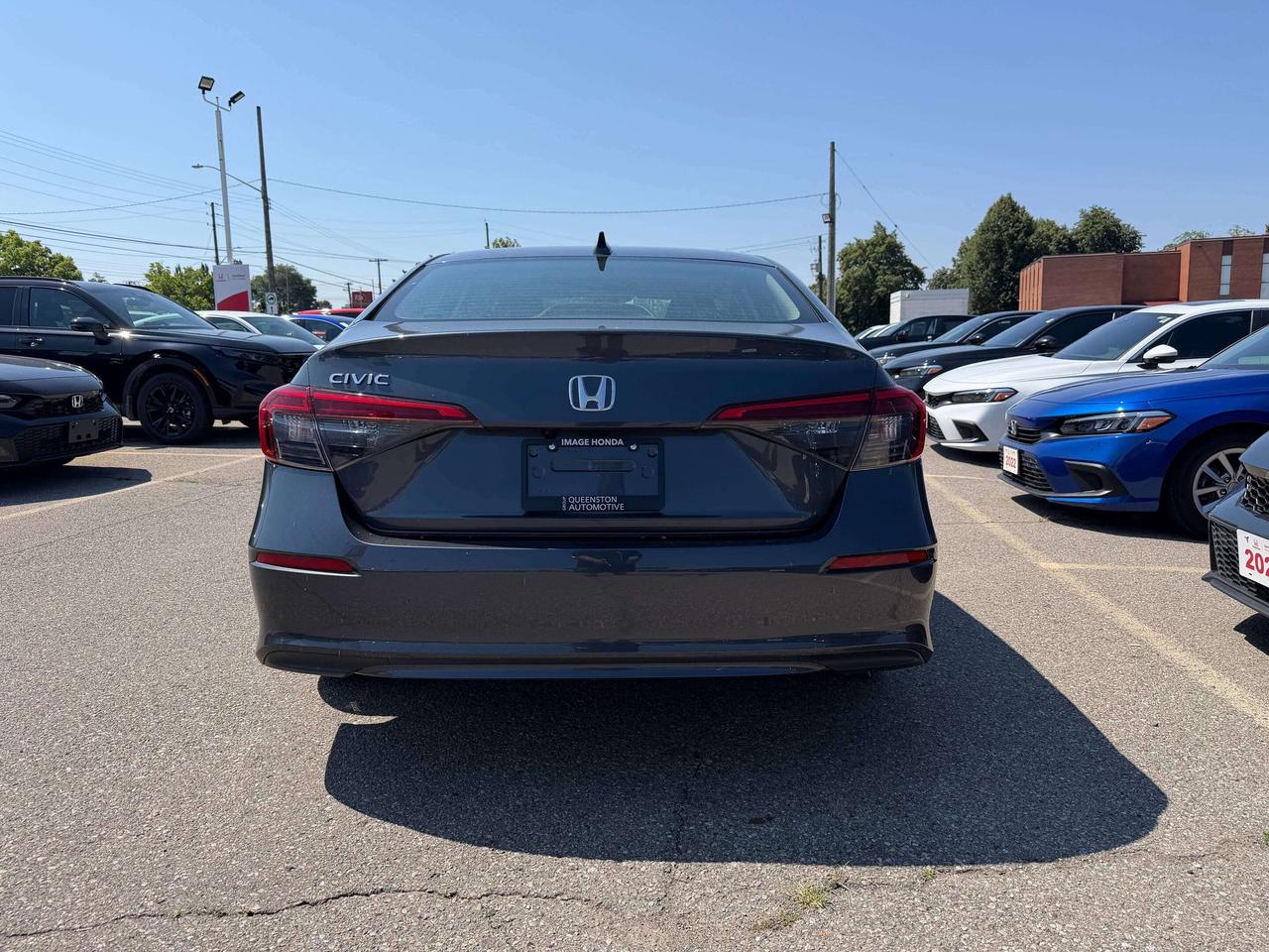 2023 Honda Civic EX   SUNROOF   NO CLAIMS   APPLE CARPLAY Photo