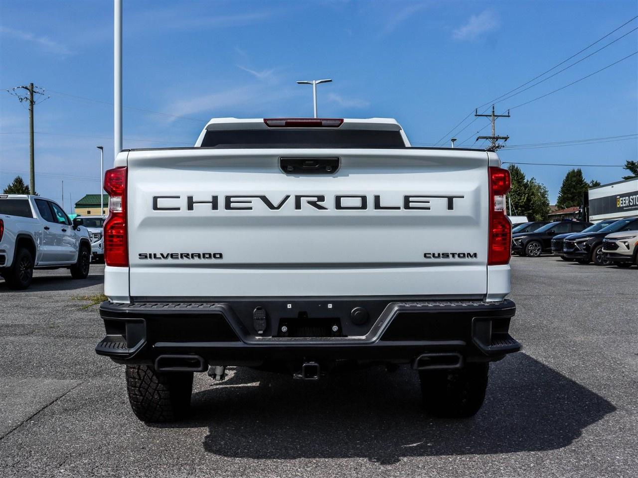 2026 Chevrolet Silverado 1500 Crew Cab Short Box 4-Wheel Drive Custom Trail Boss Photo