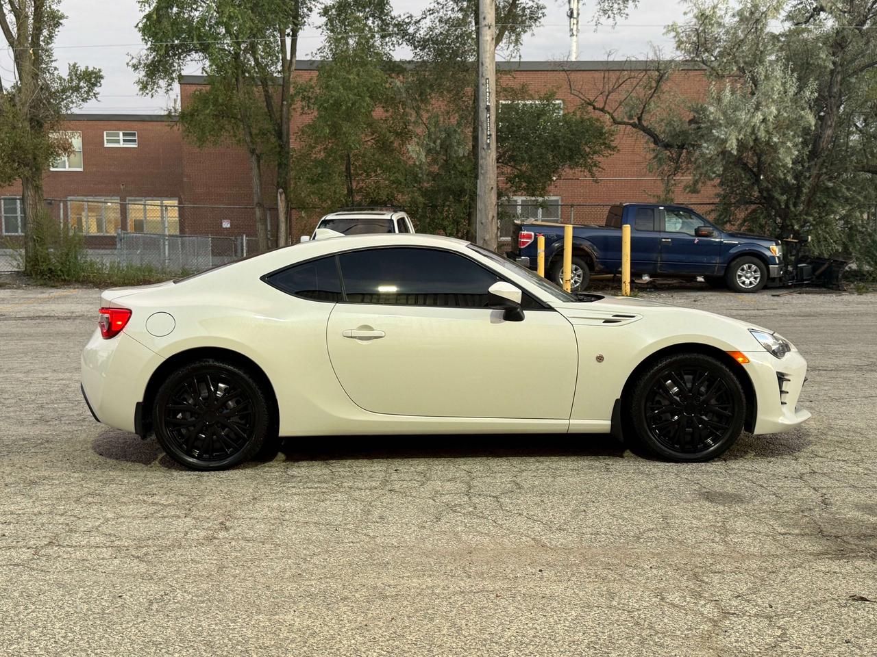 2019 Toyota 86 No Accidents l 6Spd l RWD l 205HP l CarPlay l 2.0L Photo