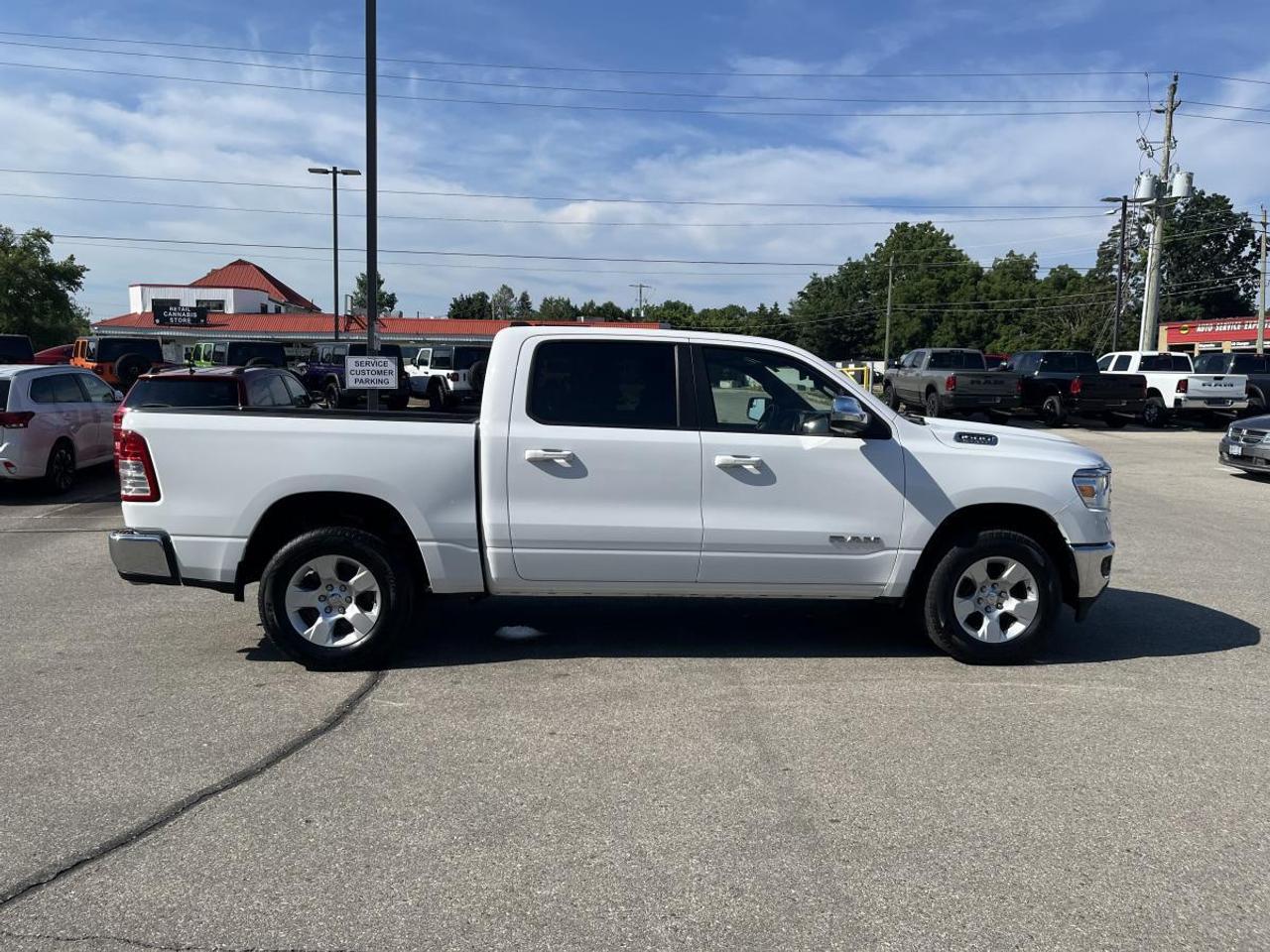 2022 RAM 1500 Big Horn 4x4 Crew Cab 5'7 Box Photo