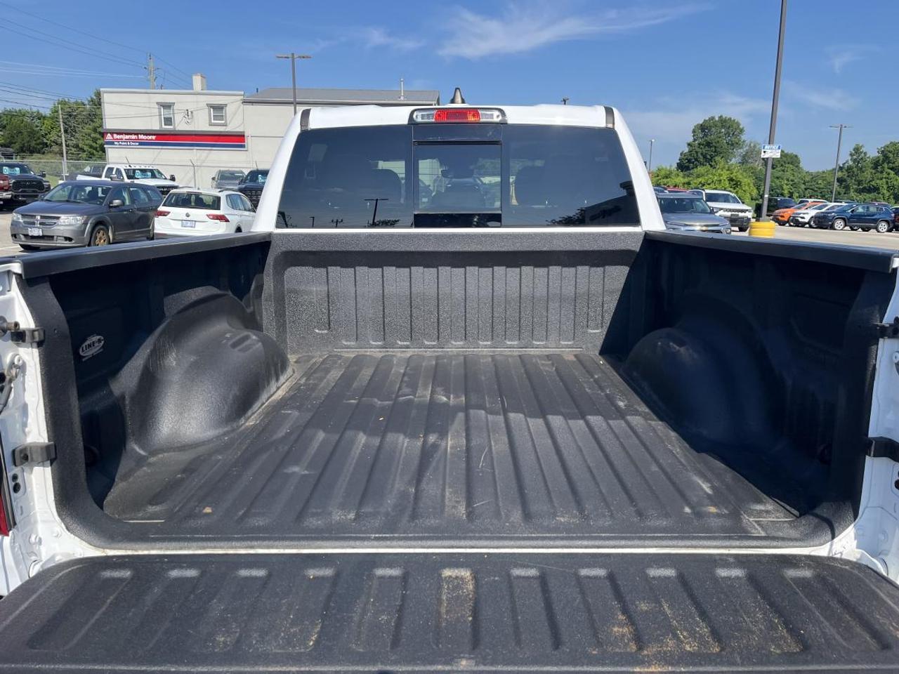 2022 RAM 1500 Big Horn 4x4 Crew Cab 5'7 Box Photo
