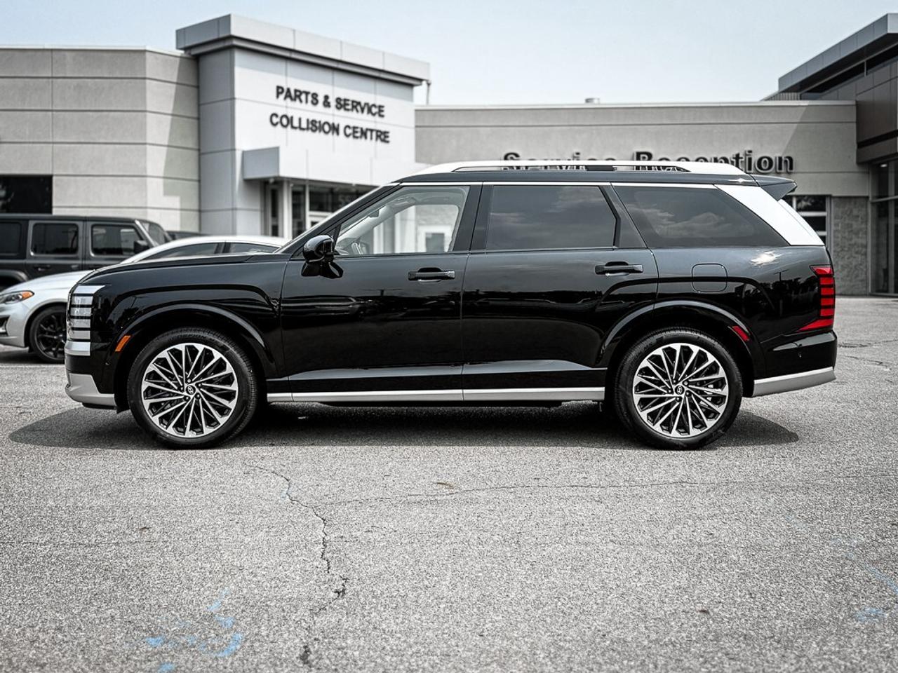 2026 Hyundai PALISADE Ultimate Calligraphy   AWD   BOSE AUDIO   BLINDSPO Photo