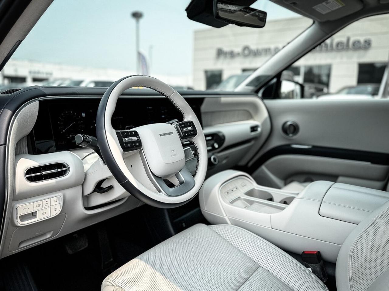 2026 Hyundai PALISADE Ultimate Calligraphy   AWD   BOSE AUDIO   BLINDSPO Photo