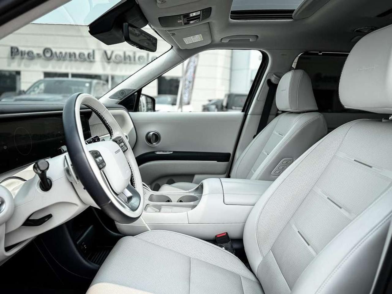 2026 Hyundai PALISADE Ultimate Calligraphy   AWD   BOSE AUDIO   BLINDSPOT   ADAPTIVE CRUISE Photo
