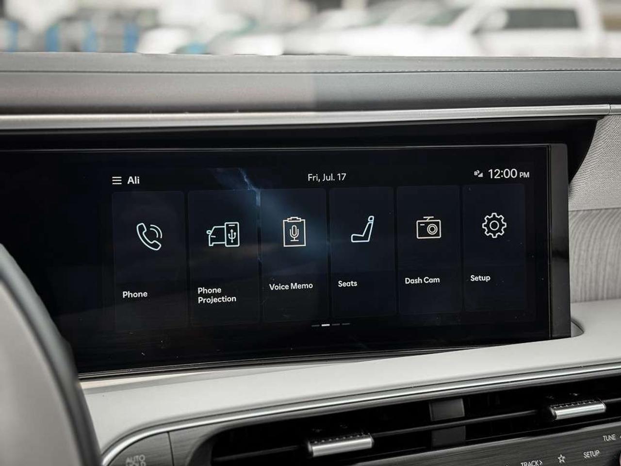 2026 Hyundai PALISADE Ultimate Calligraphy   AWD   BOSE AUDIO   BLINDSPOT   ADAPTIVE CRUISE Photo