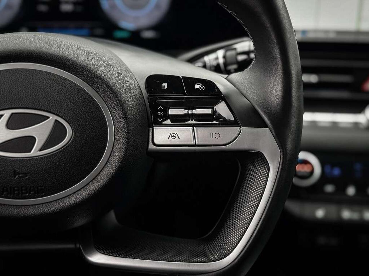 2026 Hyundai Elantra Preferred   HEATED SEATS   REMOTE START   CARPLAY Photo