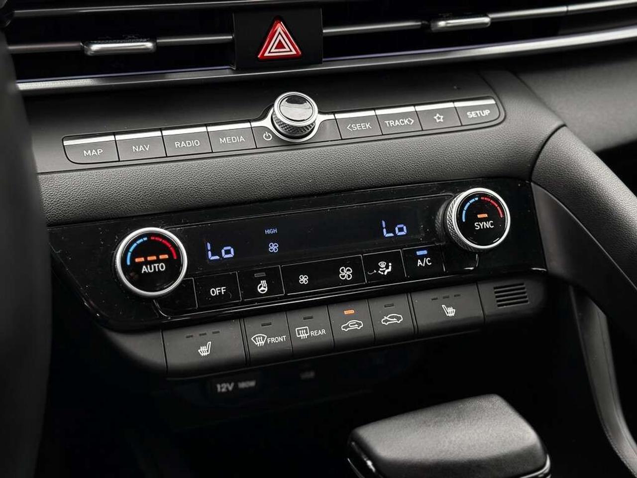 2026 Hyundai Elantra Preferred   HEATED SEATS   REMOTE START   CARPLAY Photo