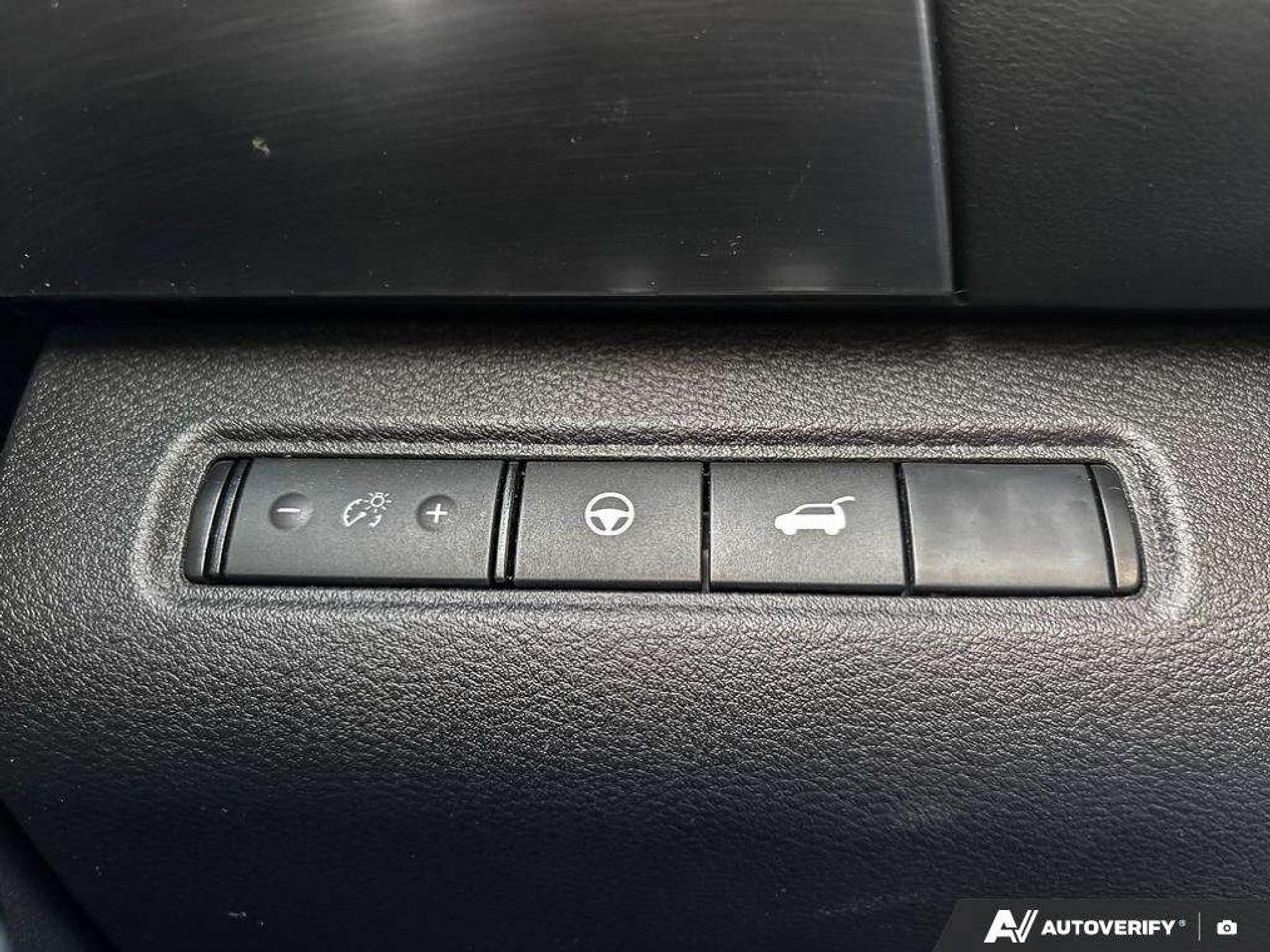 2025 Nissan Pathfinder SL 4WD   CERTIFIED PRE-OWNED   Apple Car Play   Pro Pilot Photo