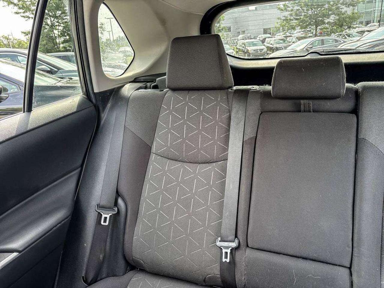 2022 Toyota RAV4 LE Photo