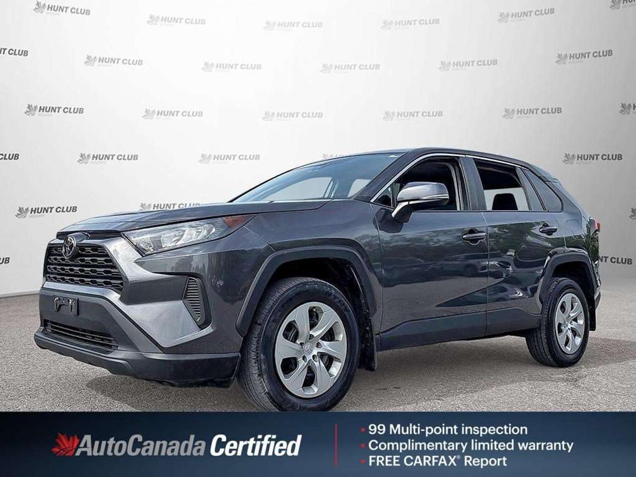 2022 Toyota RAV4 LE Photo