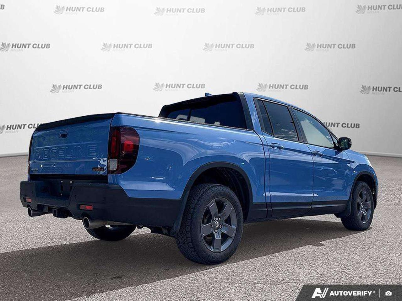 2025 Honda Ridgeline TrailSport AWD   Clean CarFax   Apple Car Play Photo