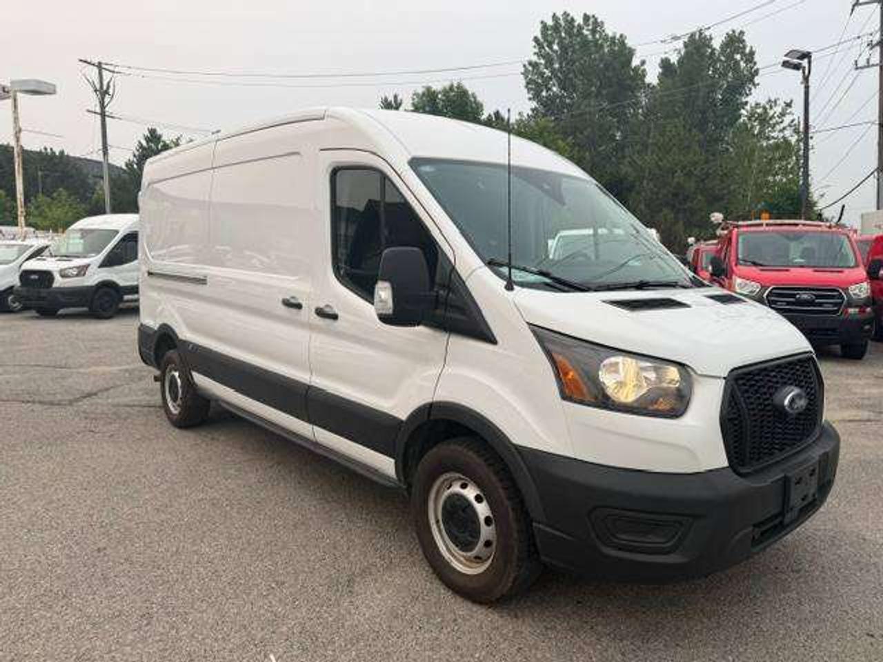 2023 Ford Transit Cargo Van 63,000 Kms from new Photo
