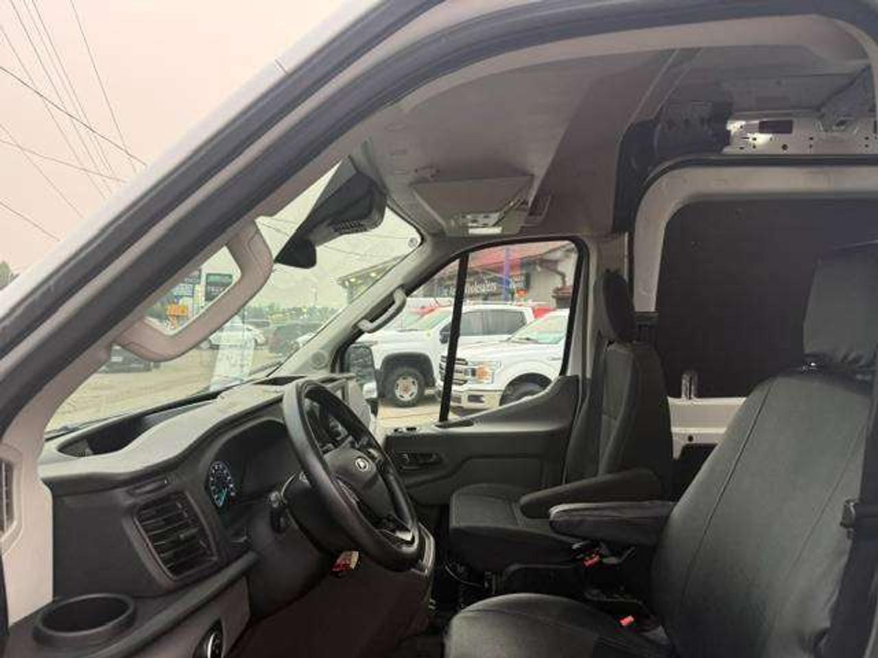 2023 Ford Transit Cargo Van 63,000 Kms from new Photo