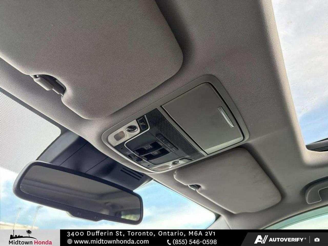 2022 Honda CR-V Touring AWD Photo