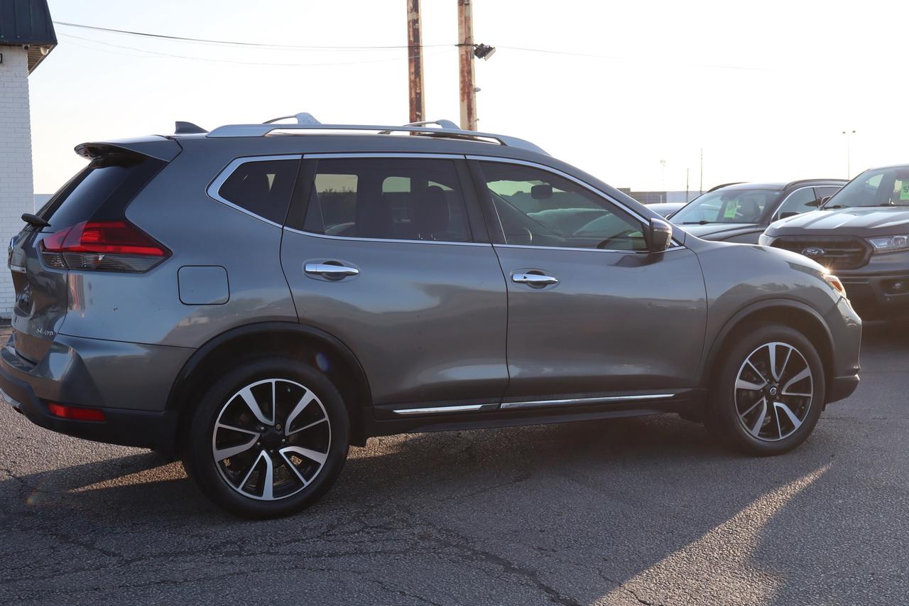 2017 Nissan Rogue Platinum AWD   No Accident   Safety Certification Photo