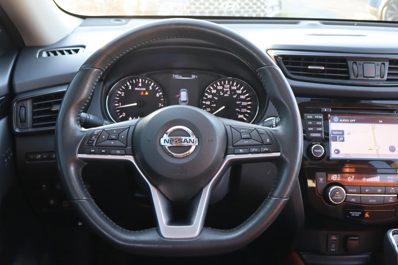 2017 Nissan Rogue Platinum AWD   No Accident   Safety Certification Photo