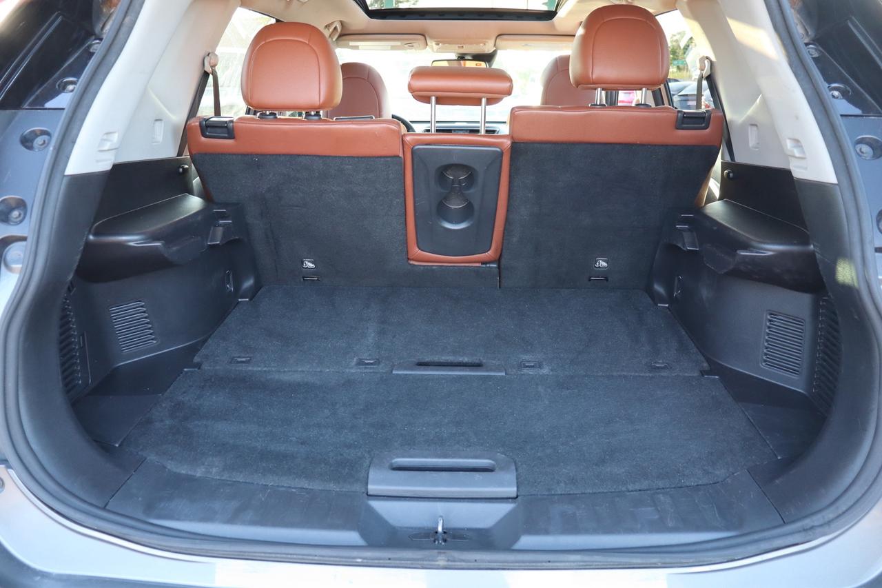 2017 Nissan Rogue Platinum AWD   No Accident   Safety Certification Photo