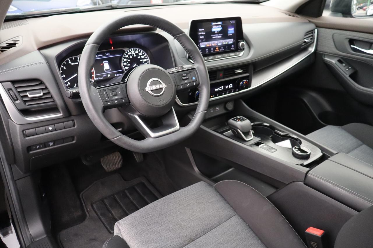 2023 Nissan Rogue SV AWD   Moonroof   No Accident   Clean Carfax Photo
