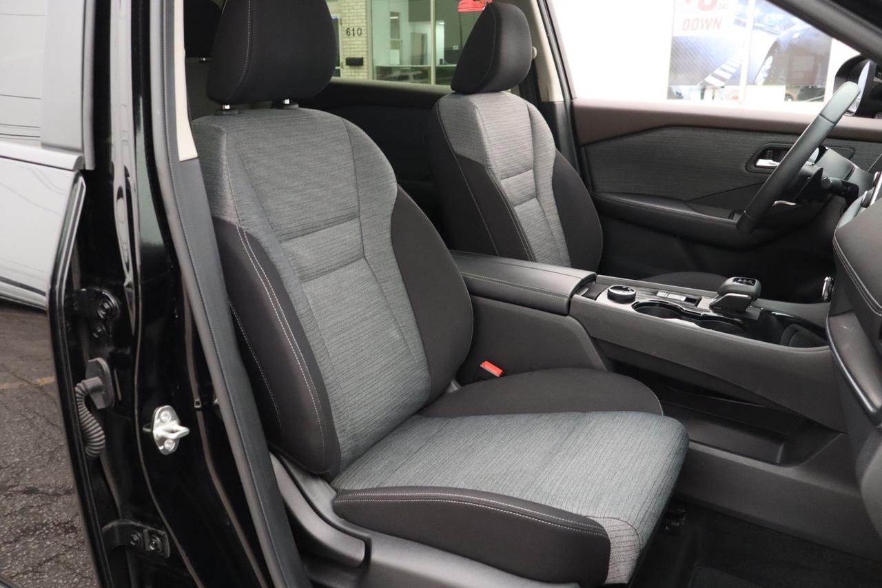 2023 Nissan Rogue SV AWD   Moonroof   No Accident   Clean Carfax Photo