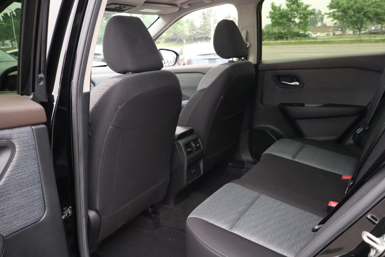 2023 Nissan Rogue SV AWD   Moonroof   No Accident   Clean Carfax Photo