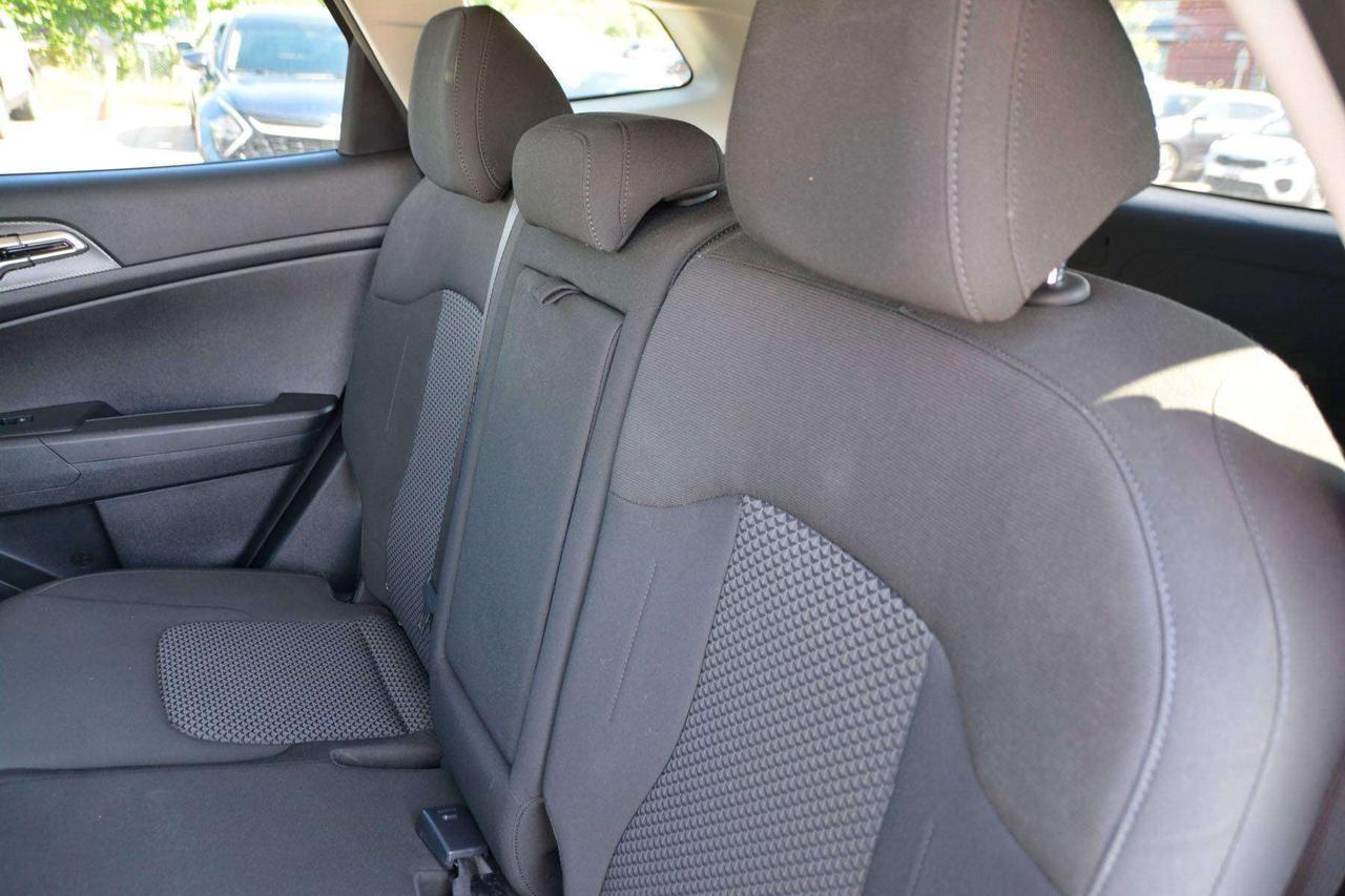 2023 Kia Sportage LX Photo