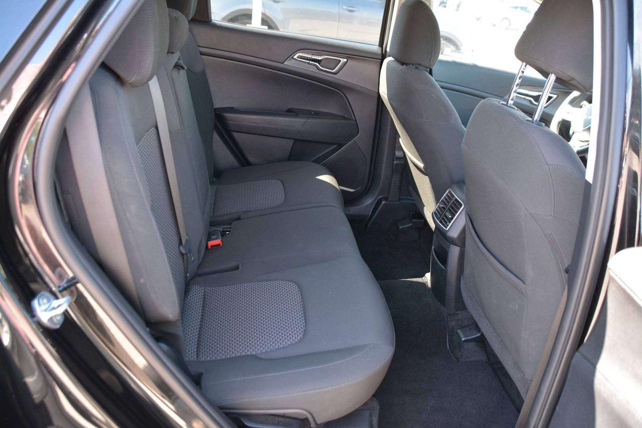 2023 Kia Sportage LX Photo