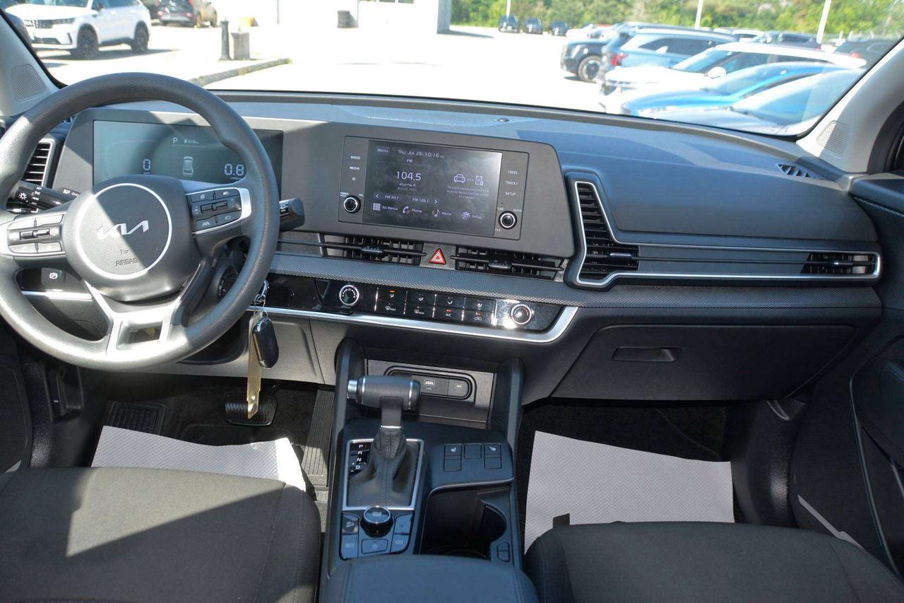 2023 Kia Sportage LX Photo