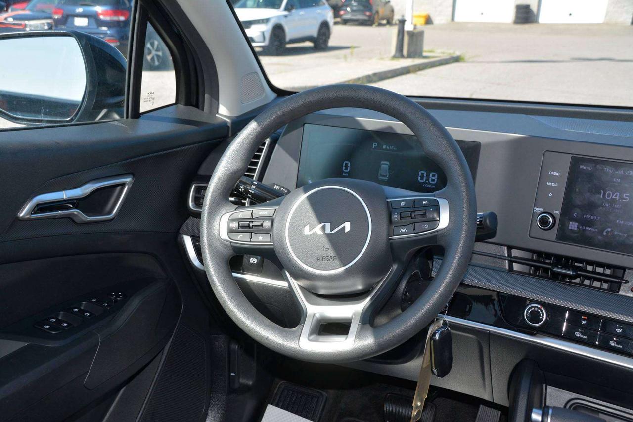 2023 Kia Sportage LX Photo