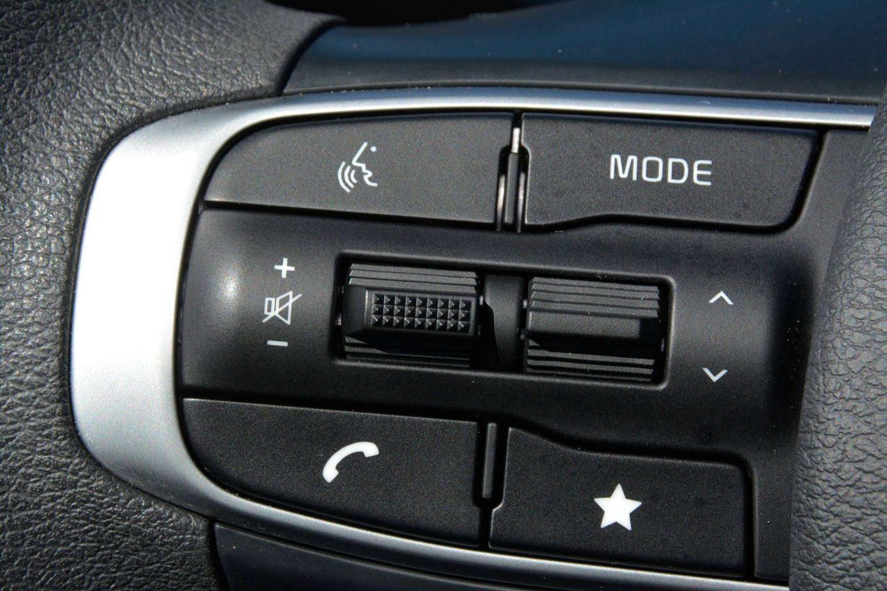 2023 Kia Sportage LX Photo