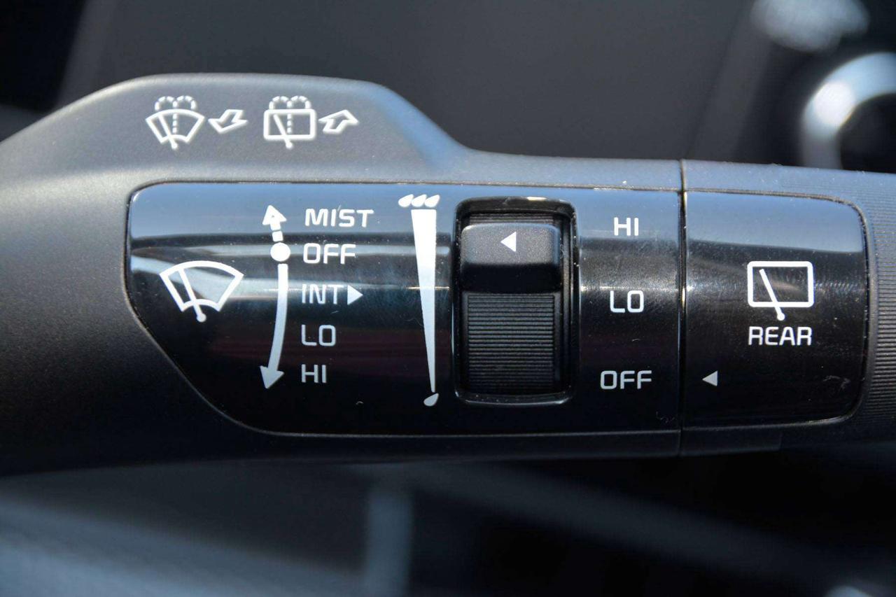2023 Kia Sportage LX Photo