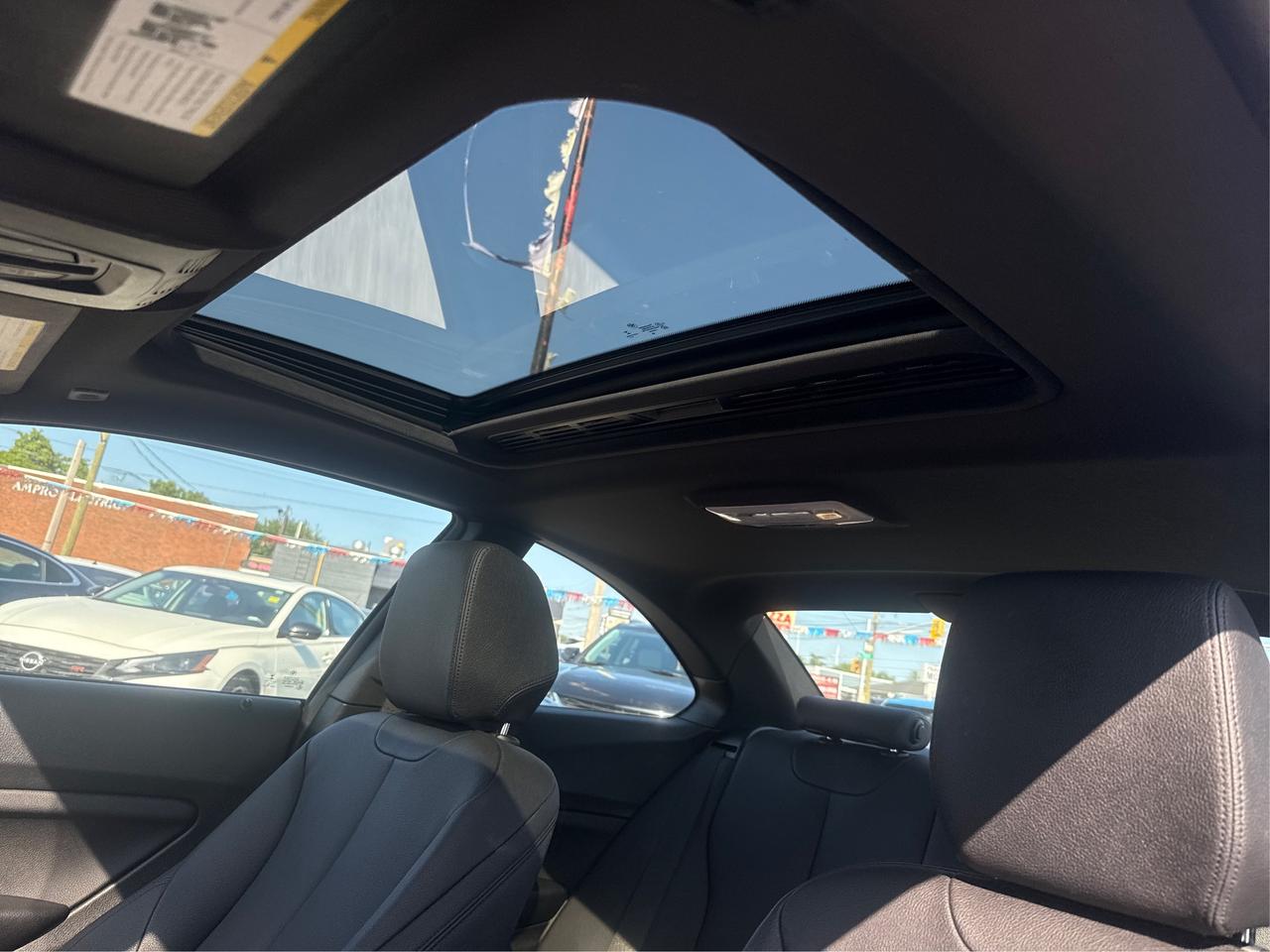 2020 BMW 2 Series SE Photo
