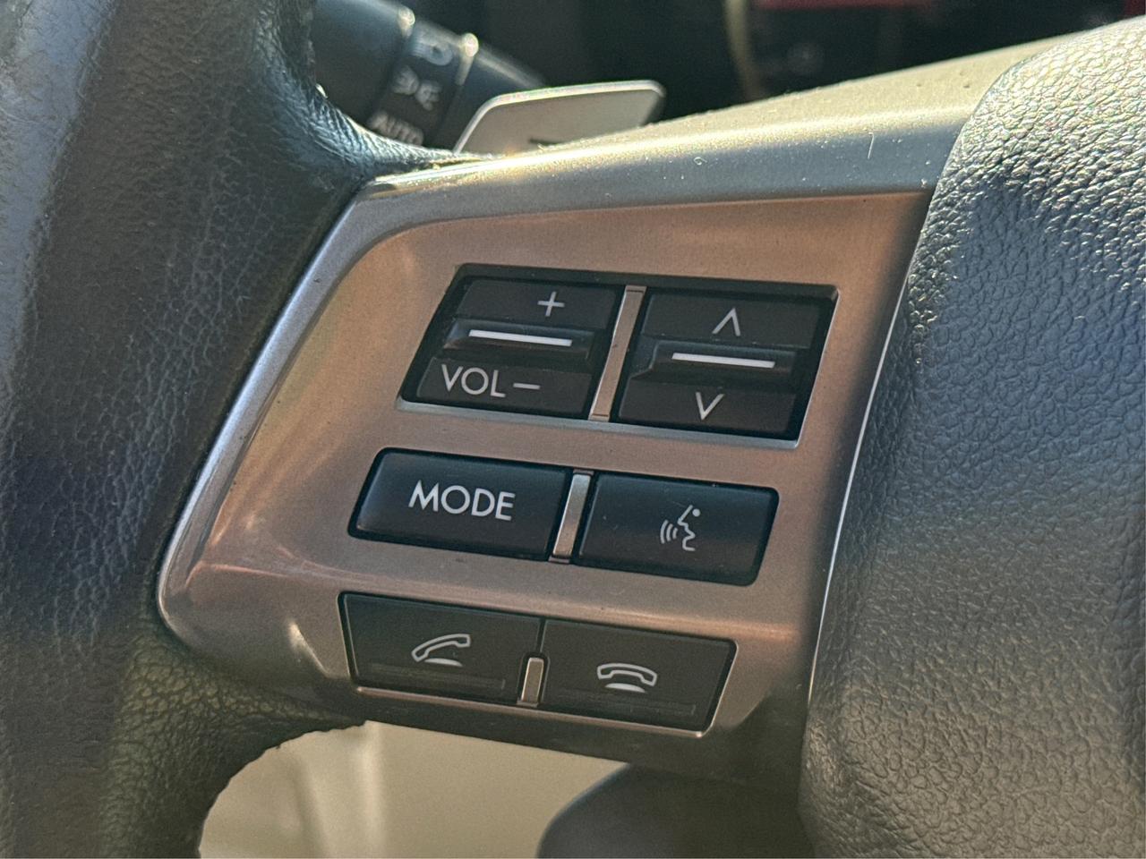 2014 Subaru XV Crosstrek Limited Photo