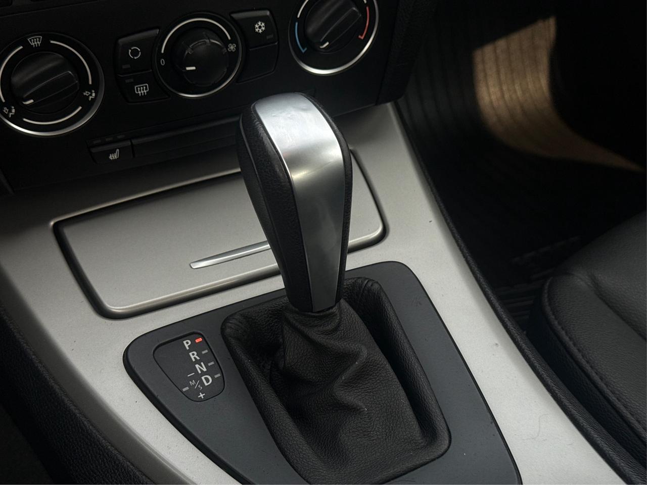 2008 BMW 335i 323i Photo