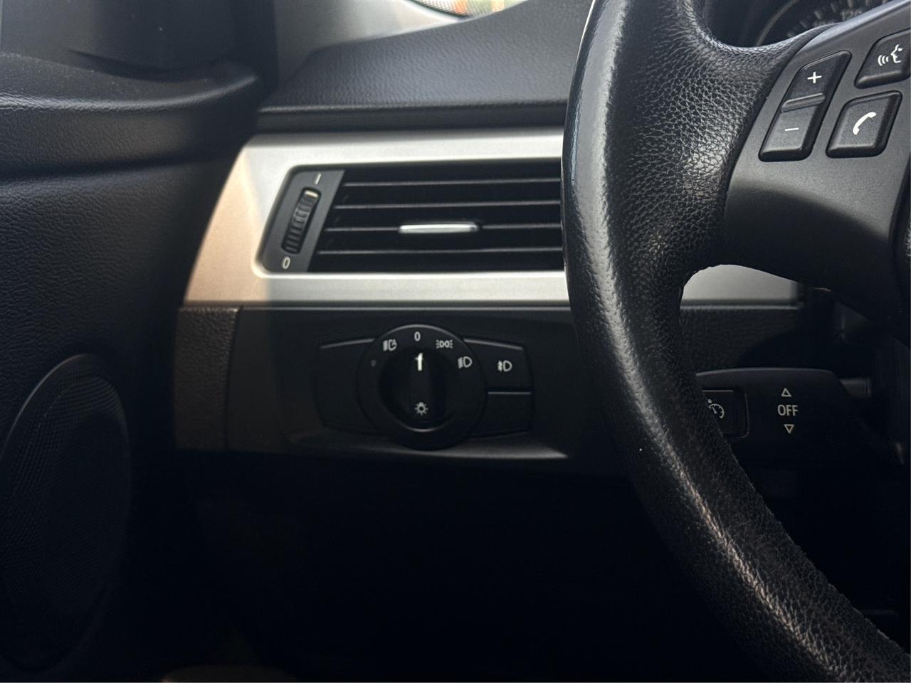 2008 BMW 335i 323i Photo