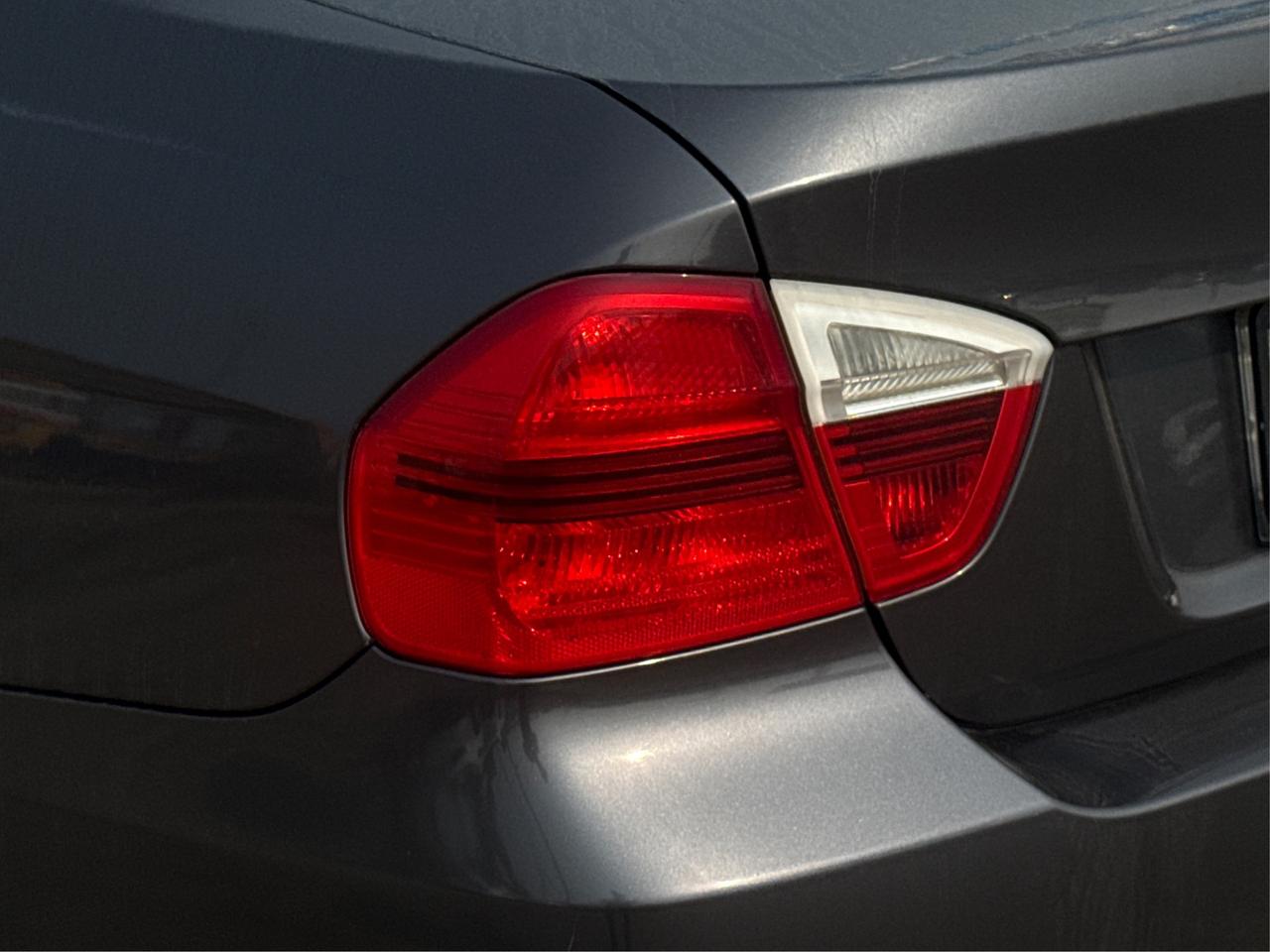 2008 BMW 335i 323i Photo