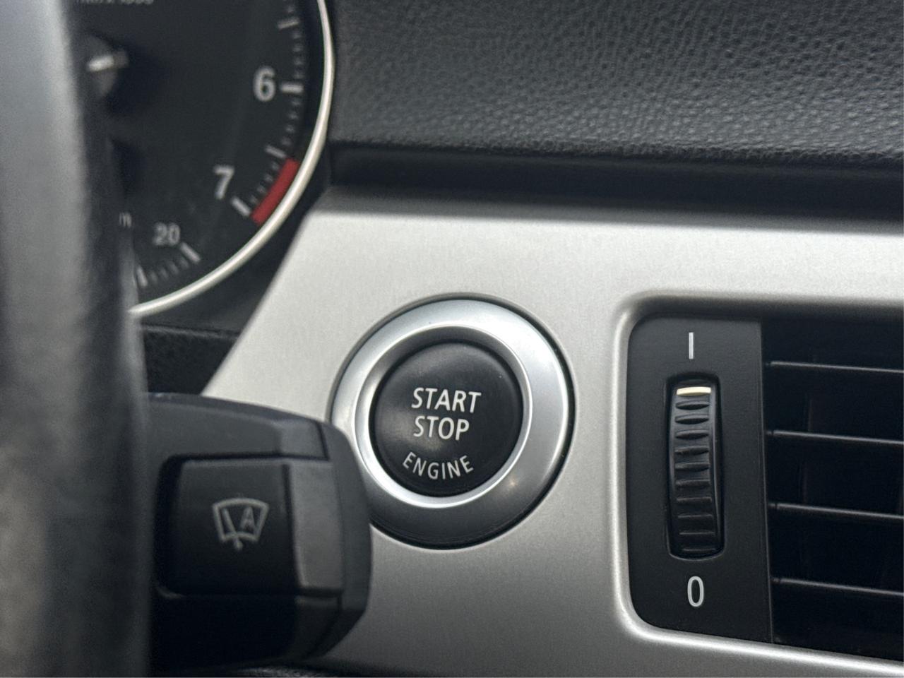 2008 BMW 335i 323i Photo