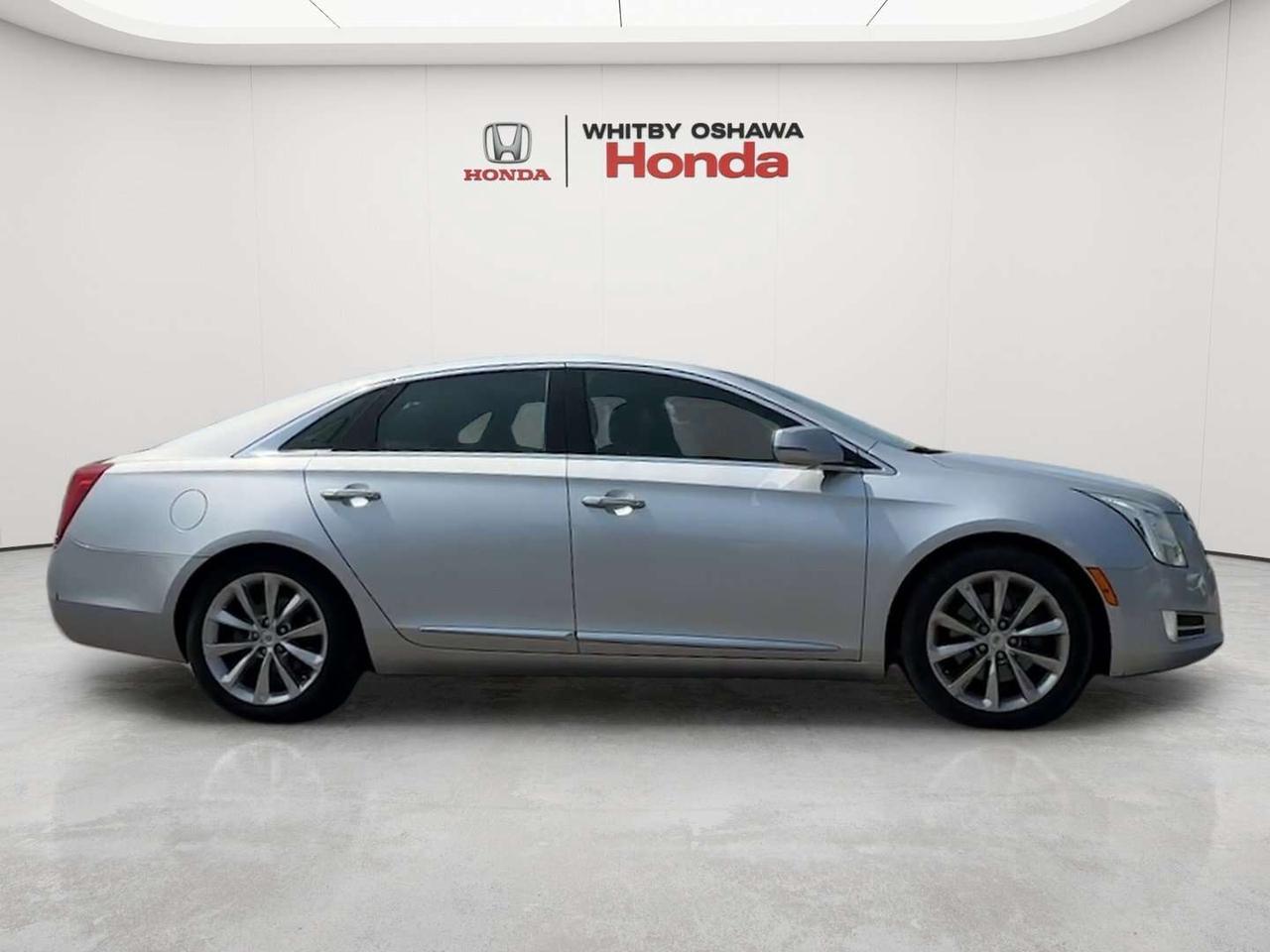 2013 Cadillac XTS Luxury Photo