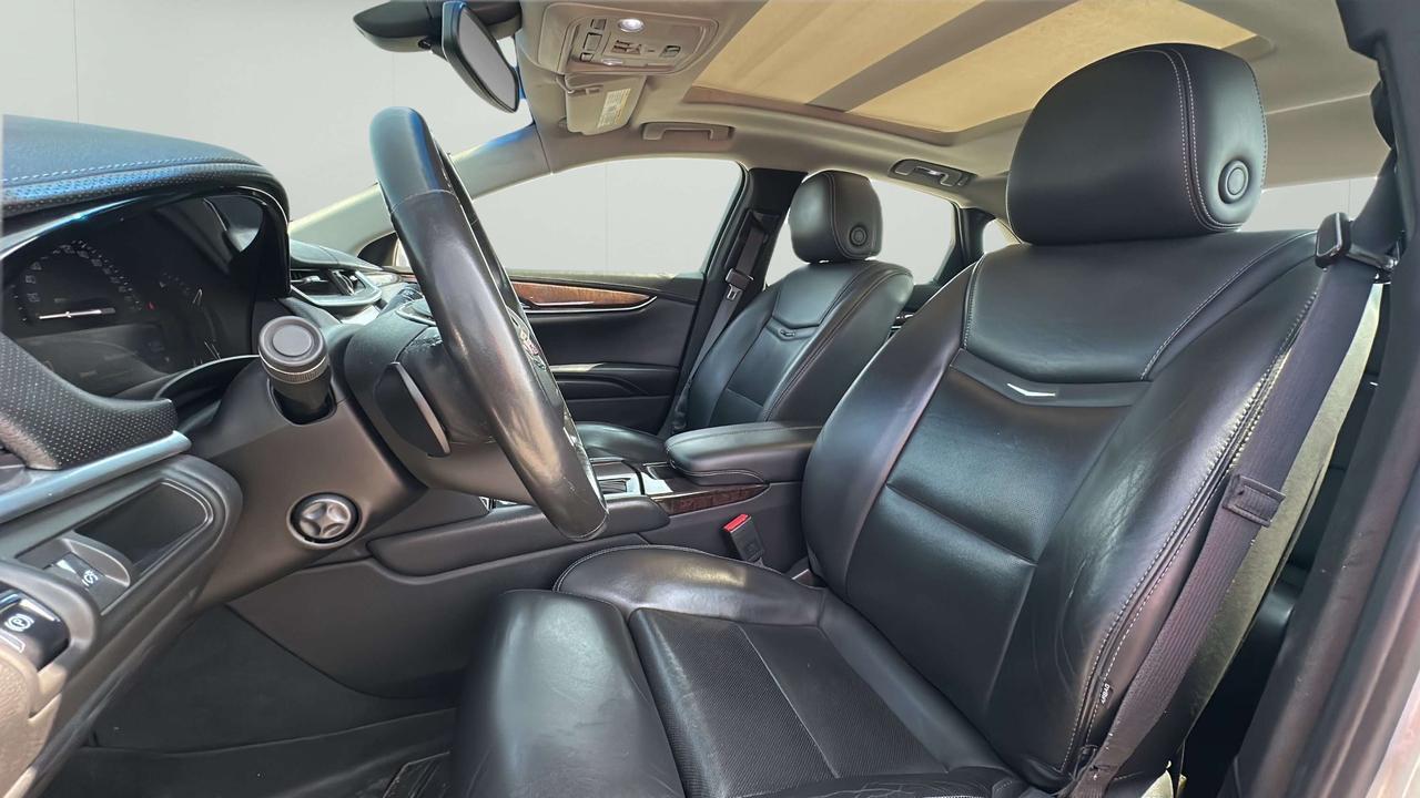 2013 Cadillac XTS Luxury Photo