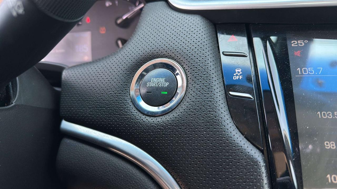 2013 Cadillac XTS Luxury Photo